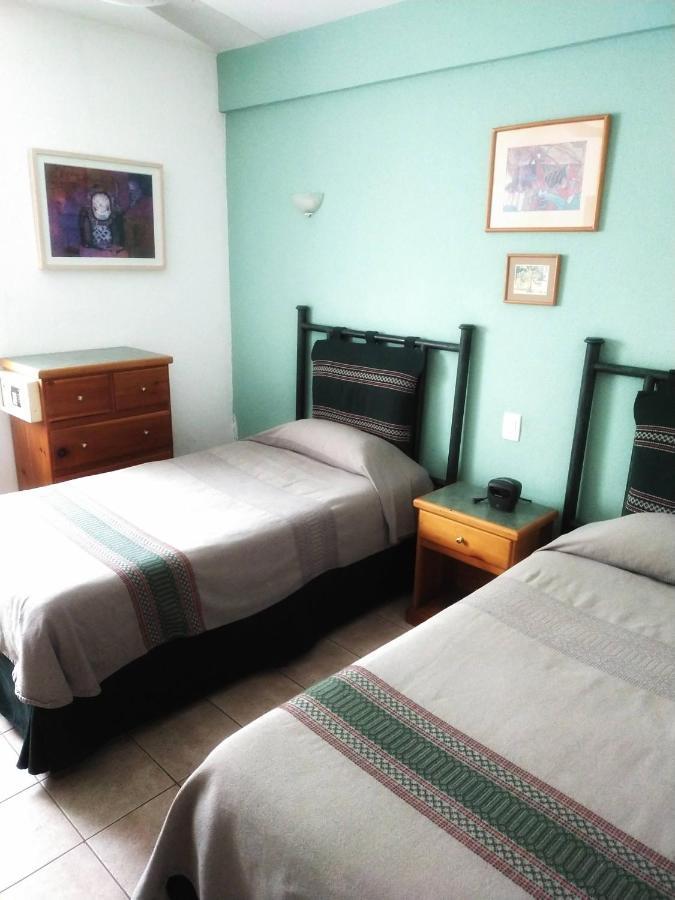 De Los Angeles Guest house